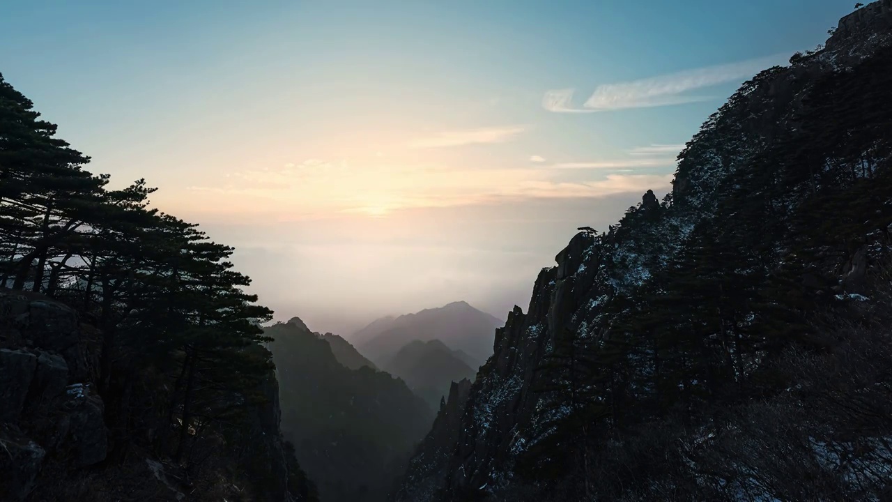 黄山风景,从夜晚到日出视频素材