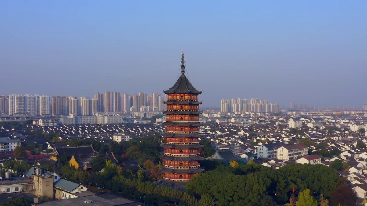 航拍苏州北寺塔风光视频素材