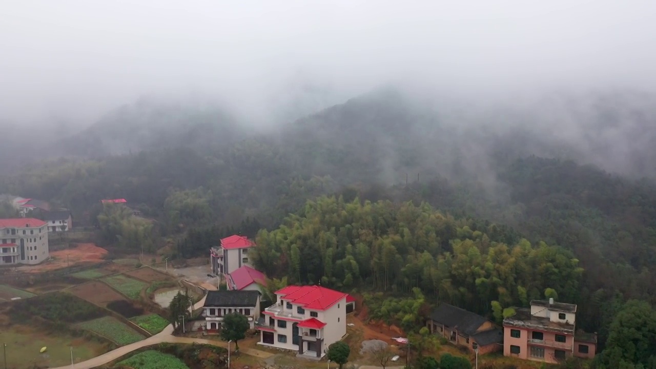 雨后山村新禾村（二）视频素材