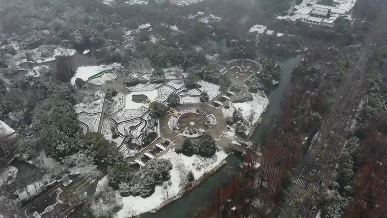 杭州花圃雪景航拍视频素材