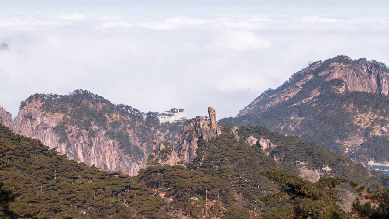 黄山飞来石云海延时，安徽省黄山视频素材