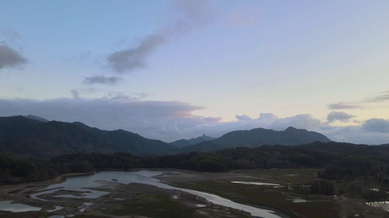 西递宏村雪景山脉风光大疆航拍视频素材