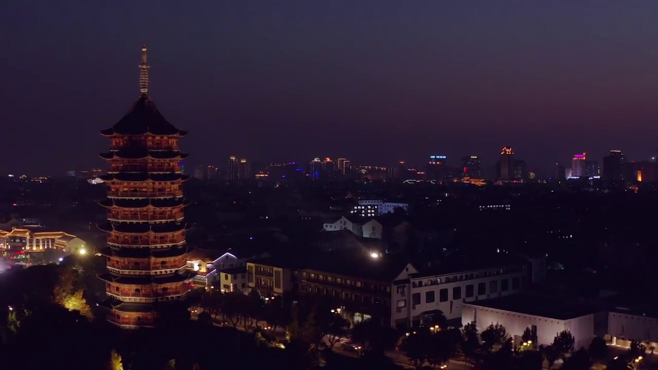 航拍苏州北寺塔报恩寺夜景风光视频素材