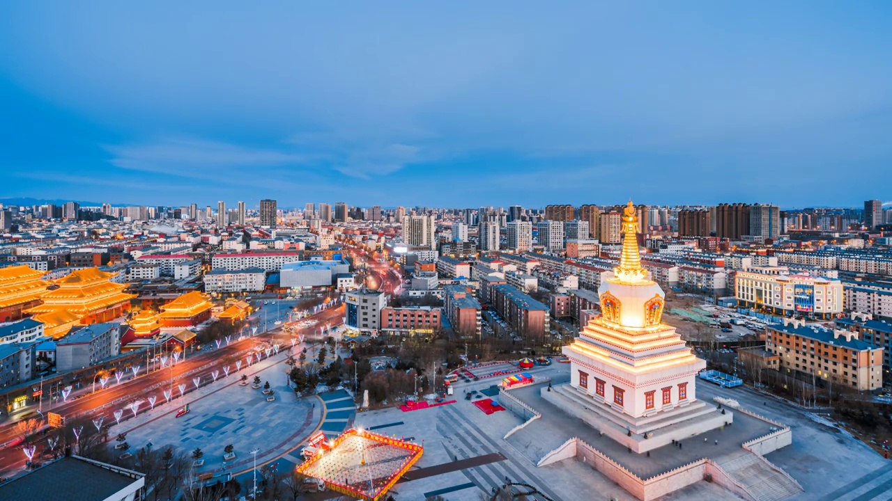 内蒙古呼和浩特市观音寺宝尔汗佛塔夜景高视角延时摄影视频素材