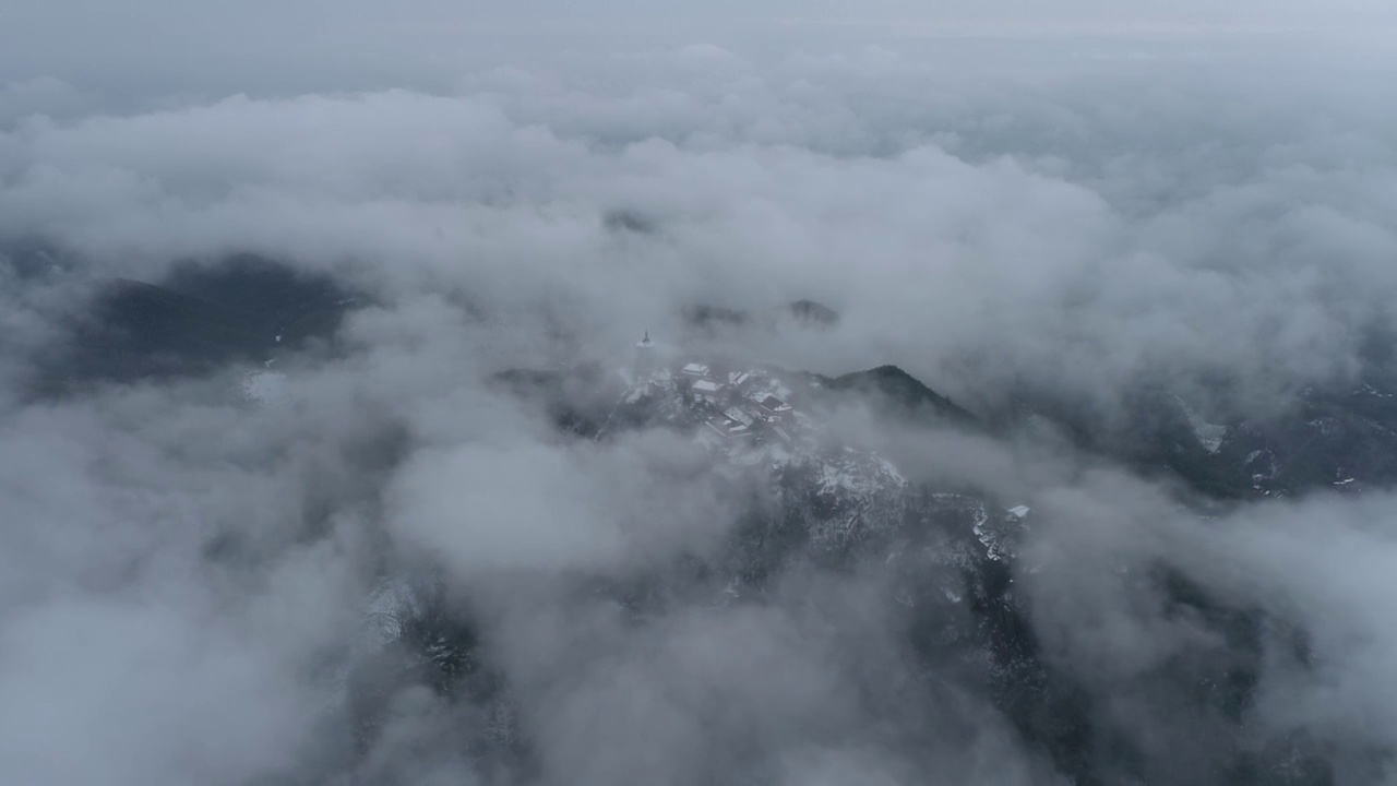 航拍中国安徽省宣城市郎溪县石佛山云海风光视频素材