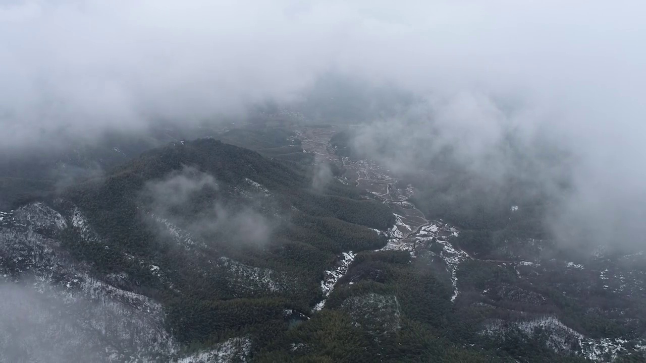 航拍中国安徽省宣城市郎溪县观天下景区雪后云海风光视频素材