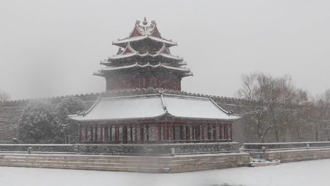 大雪中的北京故宫视频素材