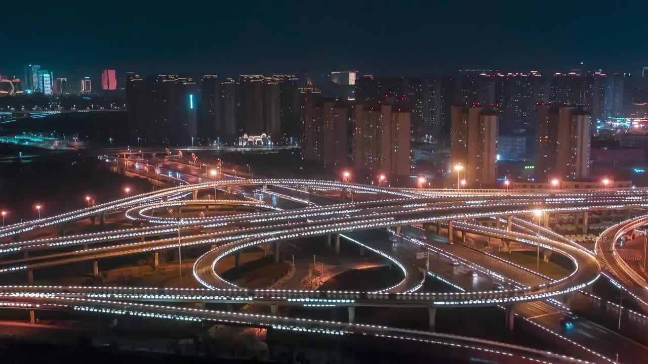 郑州北三环龙湖立交夜景航拍视频素材