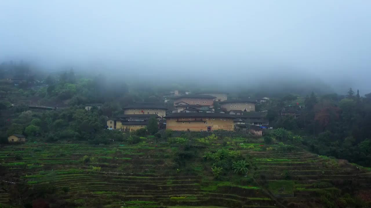 中国文代表，福建南靖土楼，田螺坑，四菜一汤视频素材