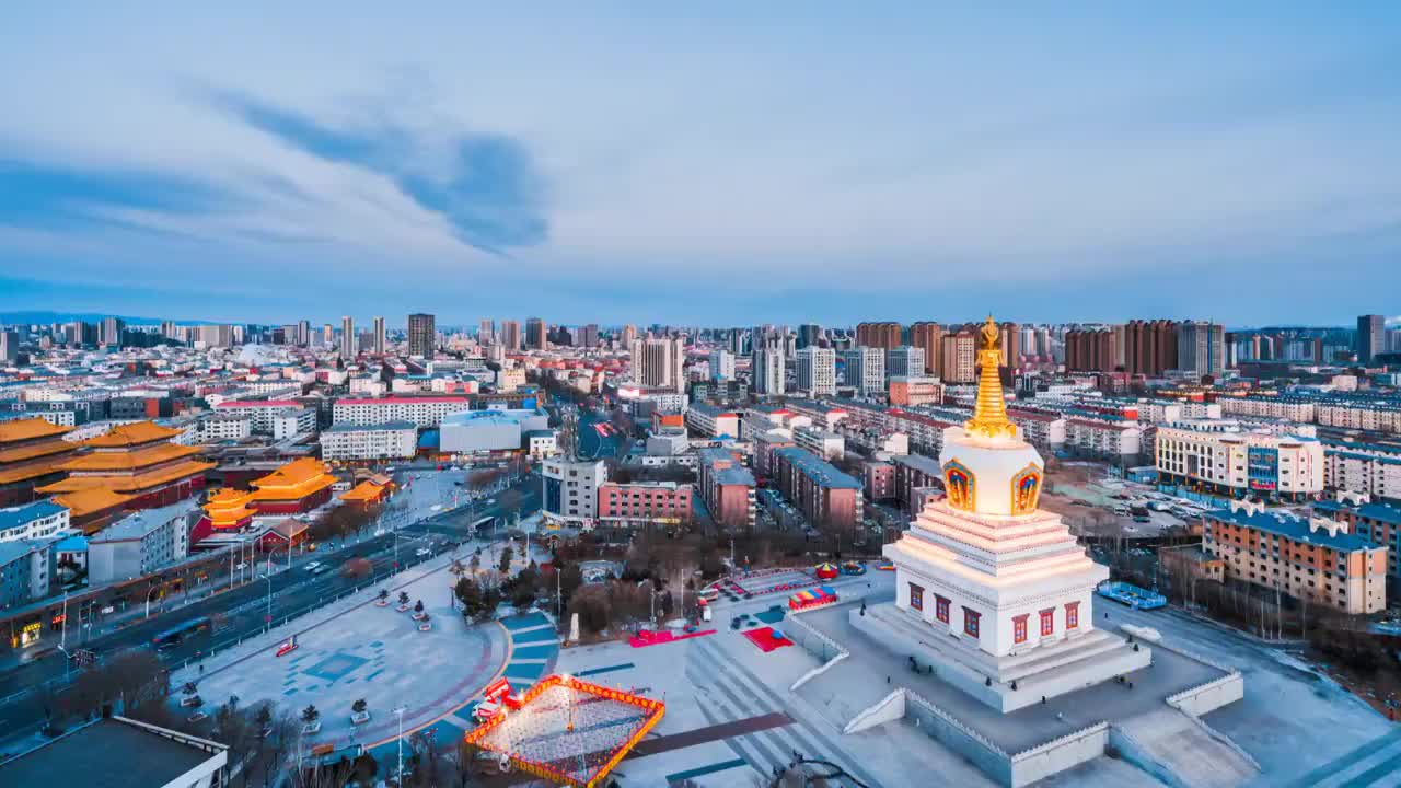 内蒙古呼和浩特市观音寺宝尔汗佛塔夜景高视角延时摄影视频素材