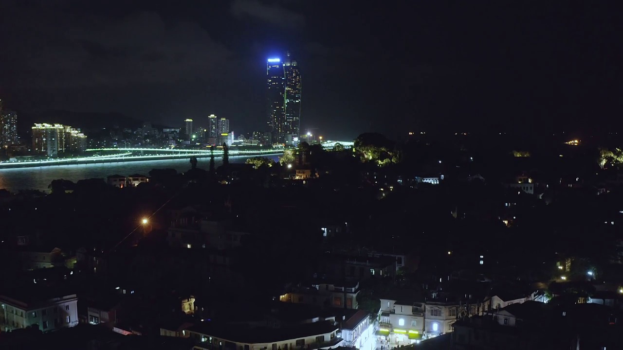 厦门,鼓浪屿,世茂海峡大厦,夜景视频素材