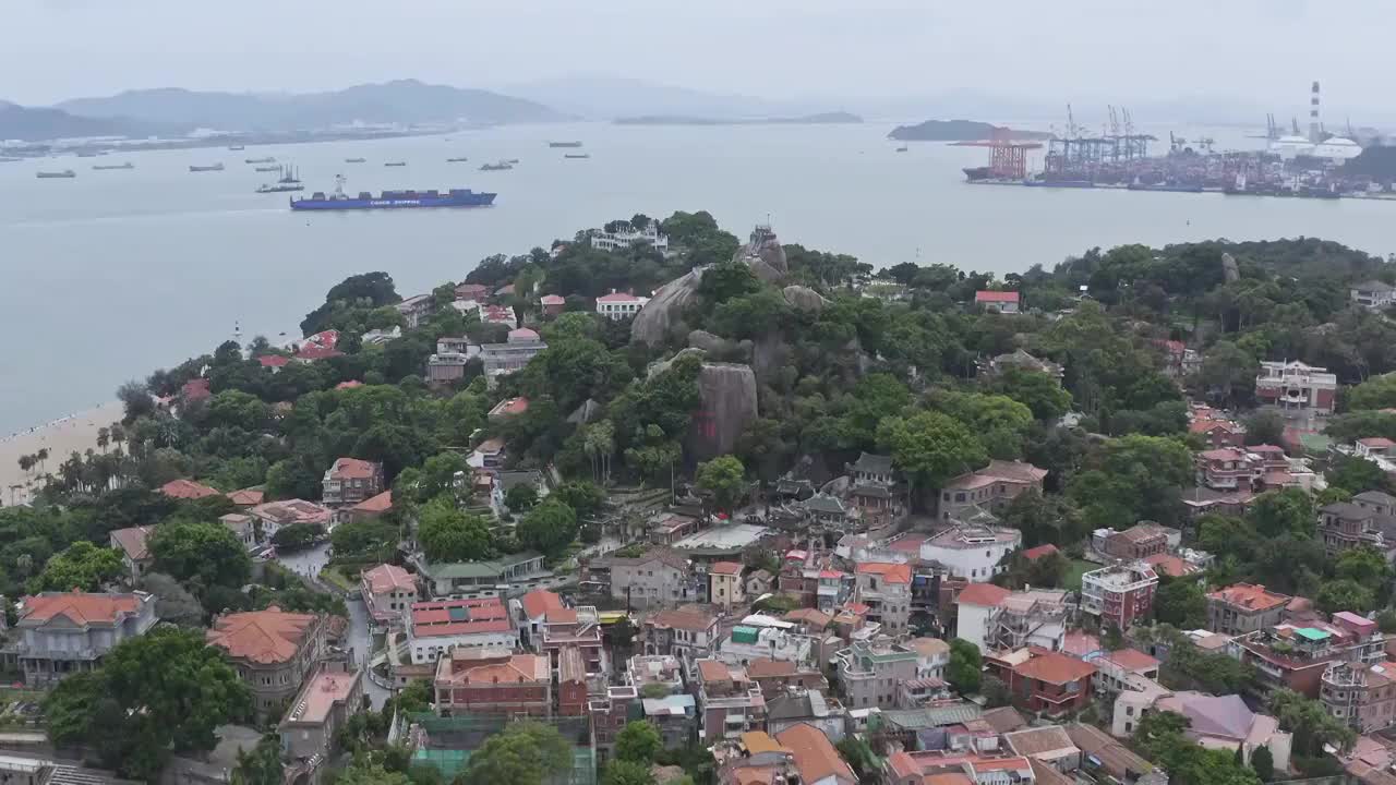 航拍厦门鼓浪屿全景视频素材