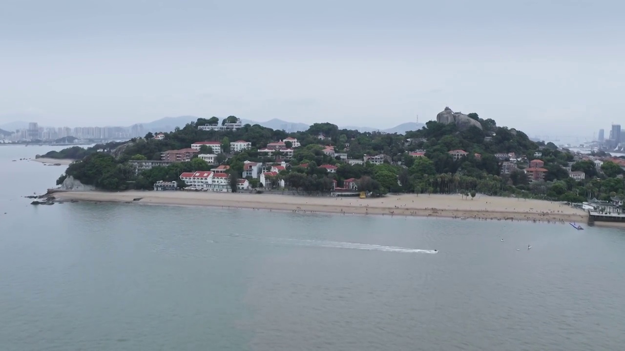 厦门鼓浪屿,港仔后沙滩风景区视频素材