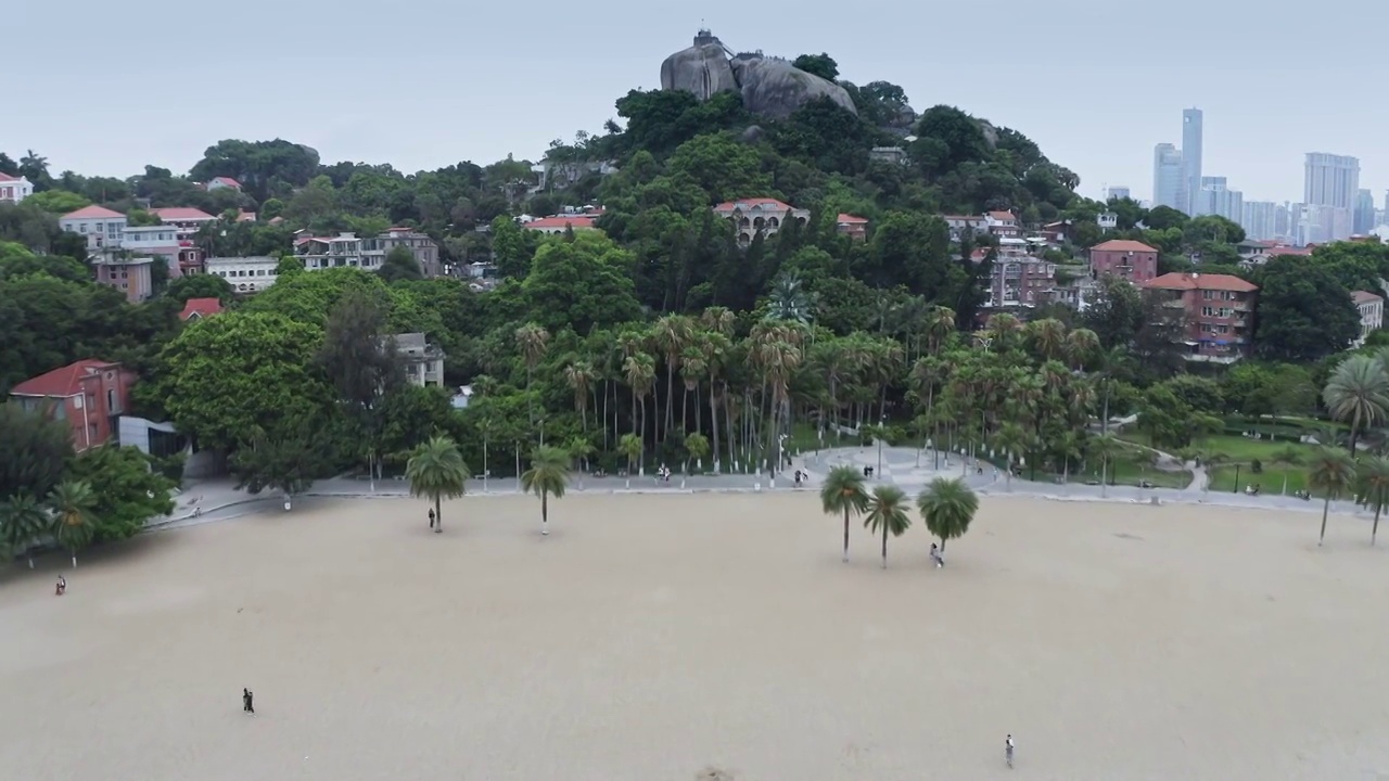 厦门鼓浪屿,港仔后沙滩风景区视频素材