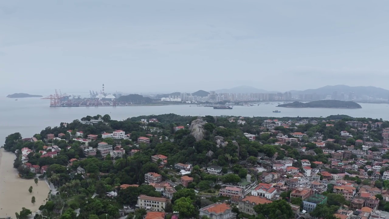 厦门鼓浪屿,港仔后沙滩度假风景区视频素材