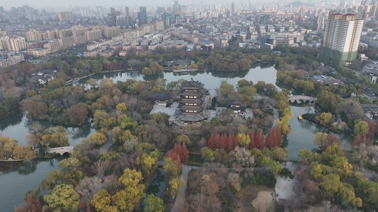 航拍济南大明湖风光视频素材