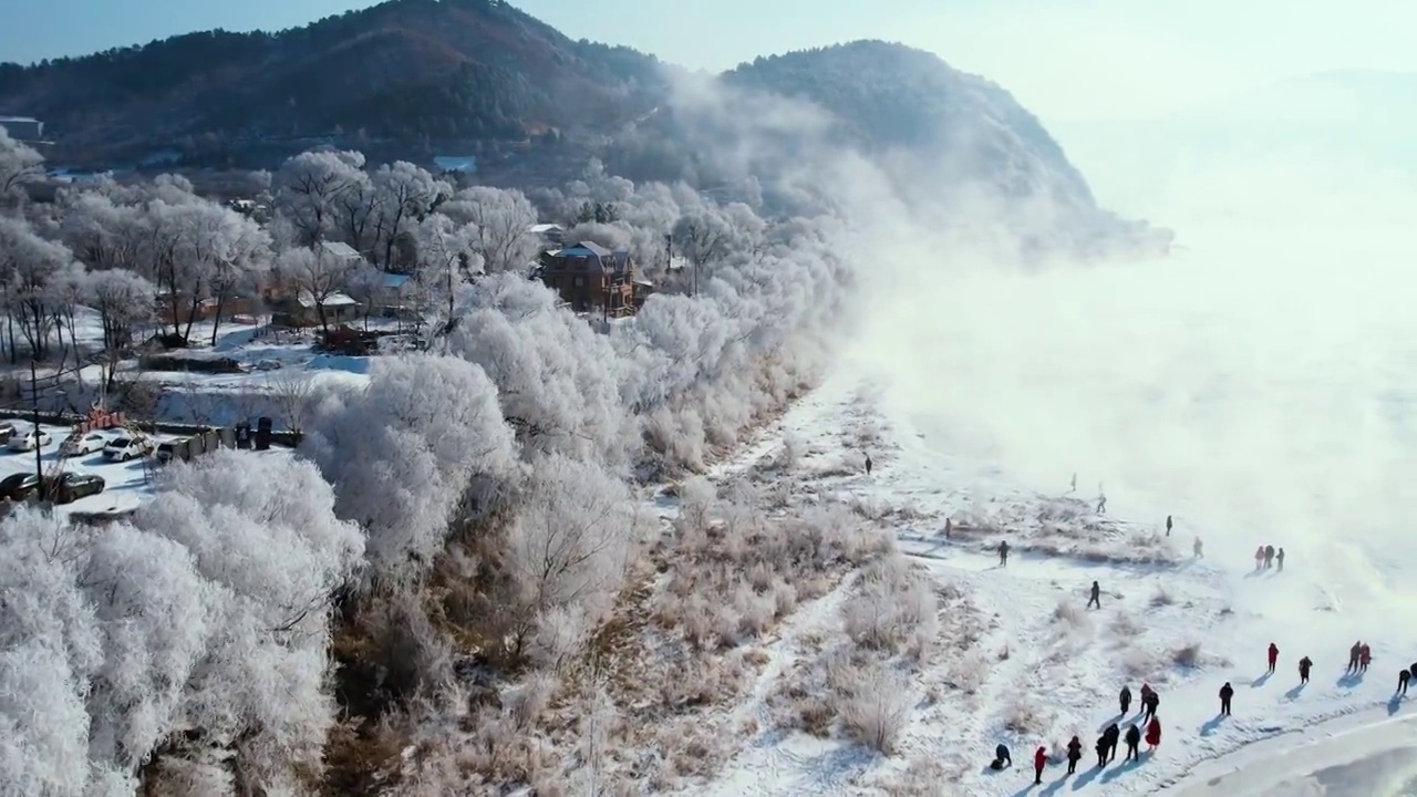 4k吉林雾凇航拍雪乡树挂松花江冬季风光视频素材