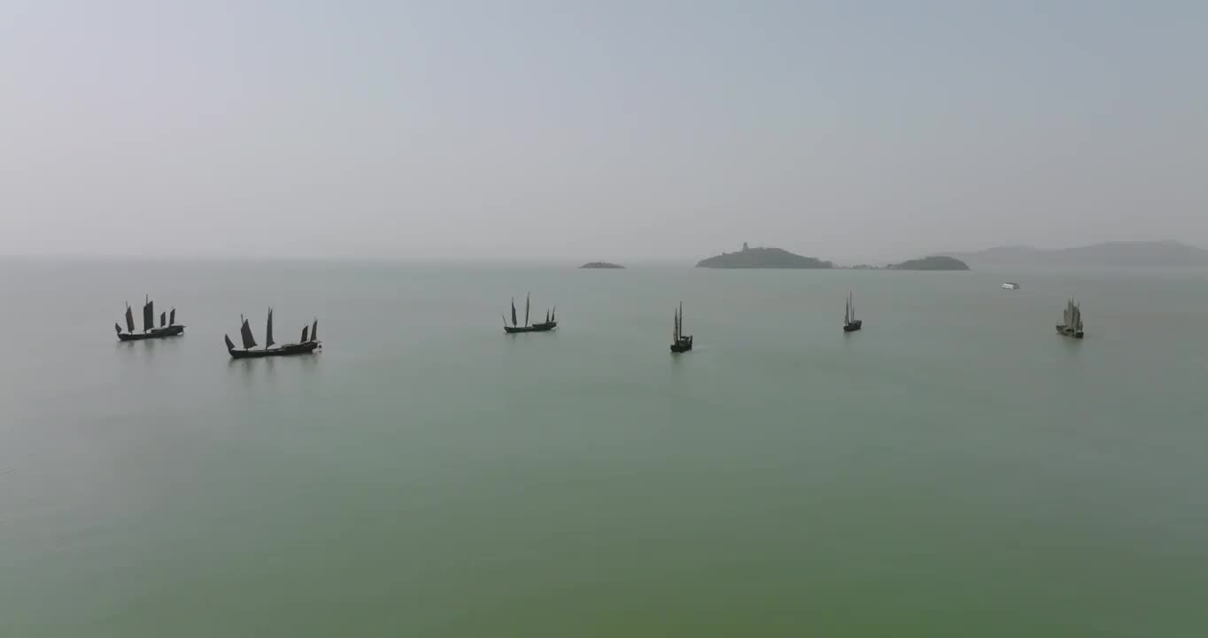 江苏省无锡市太湖鼋头渚风景区帆船风光视频素材