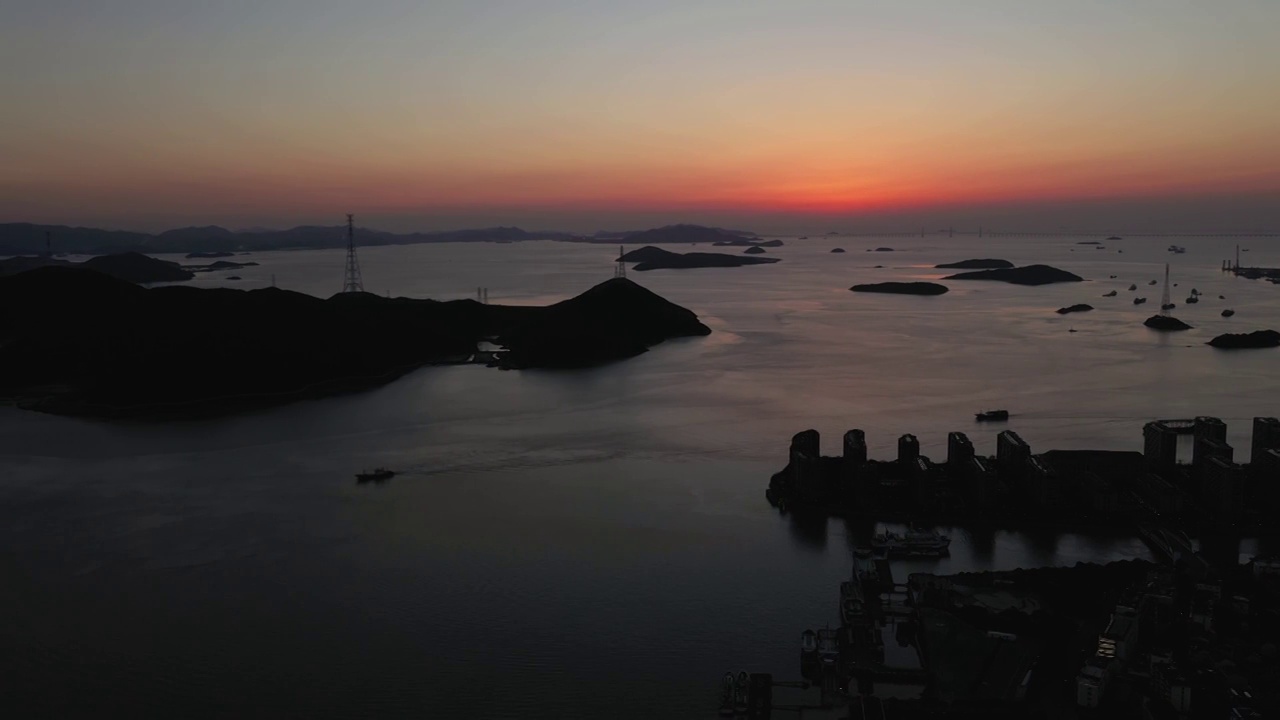 浙江省舟山市岱山岛渔港航拍夕阳视频素材