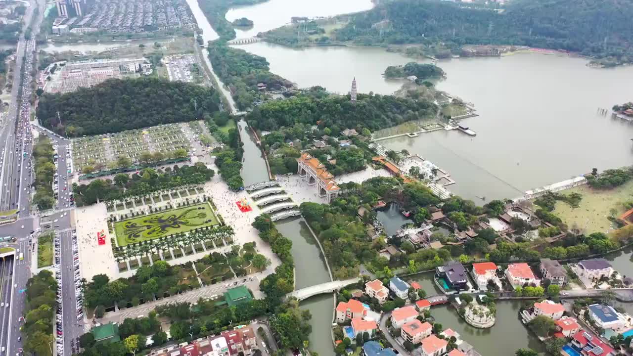 广东佛山顺德大良顺峰山公园航拍视频，城市天际线，森林城市，著名景点，视频素材