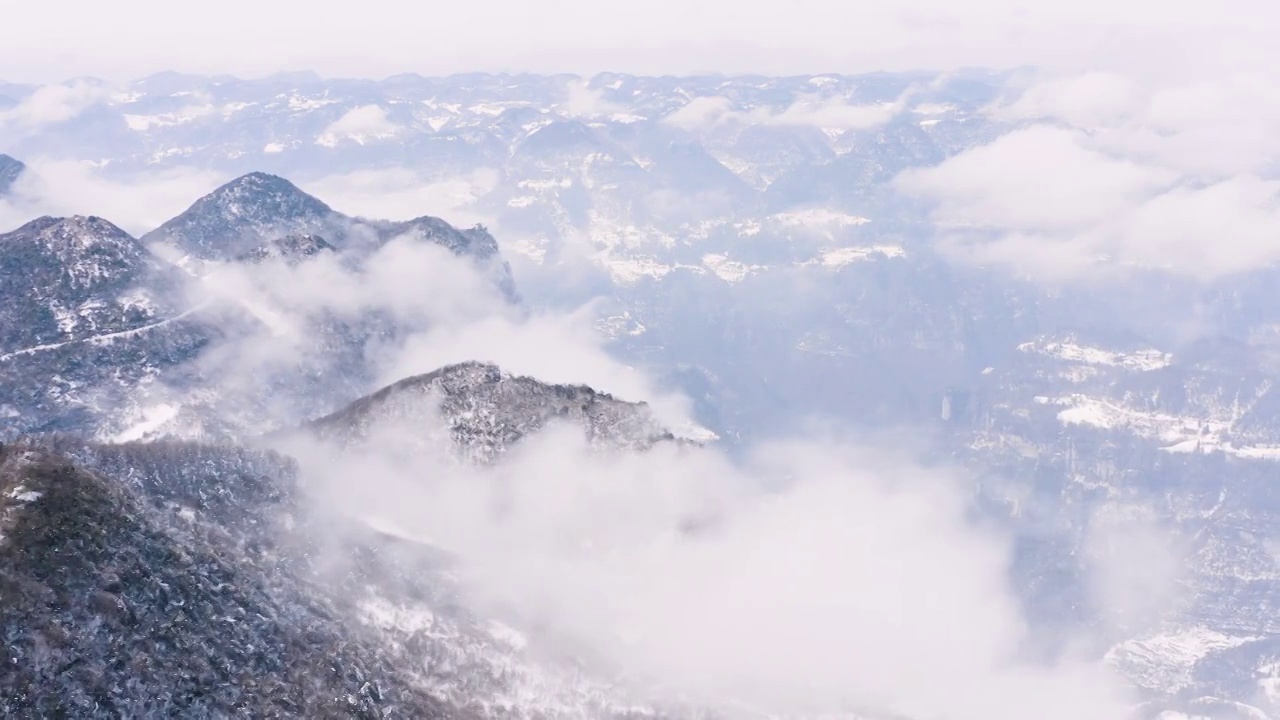 4k航拍恩施雪山雾凇风光视频素材