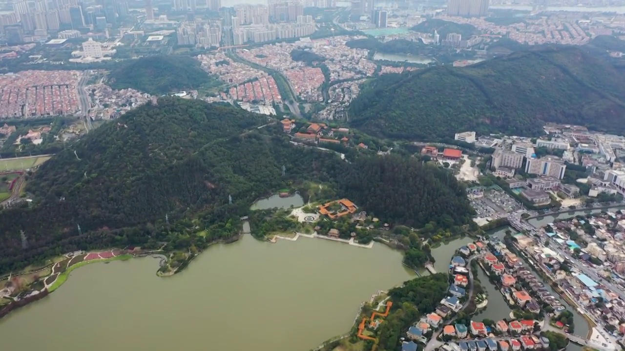 广东佛山顺德大良顺峰山公园航拍视频，城市天际线，城市风光，粤港澳大湾区城市视频素材