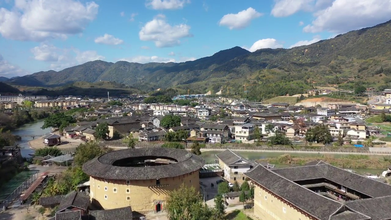 福建漳州南靖县云水谣景区春季户外风光航拍视频素材