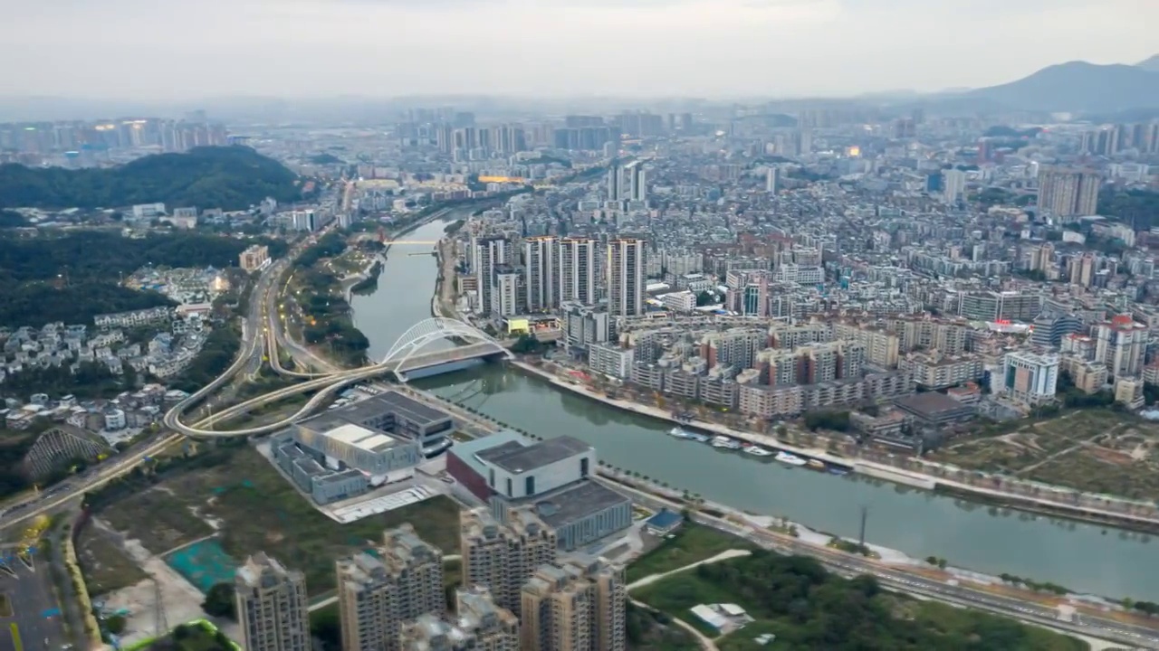 航拍城市夜景 道路 江河 立交桥  灯光 车流 延时摄影 /广东 江门市视频素材