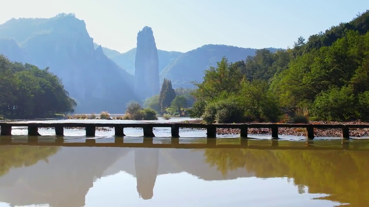 航拍丽水缙云著名景点仙都风景区鼎湖峰景点美丽景色视频素材