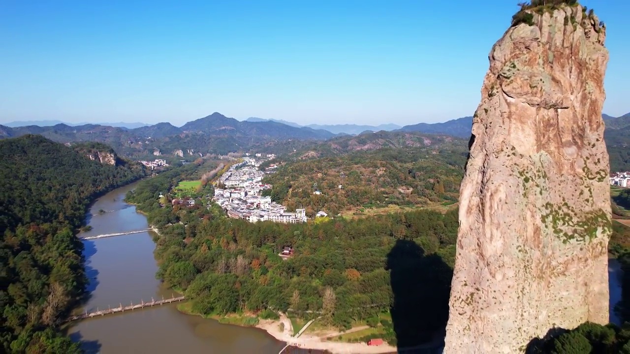 航拍丽水缙云著名景点仙都风景区鼎湖峰景点美丽景色视频素材