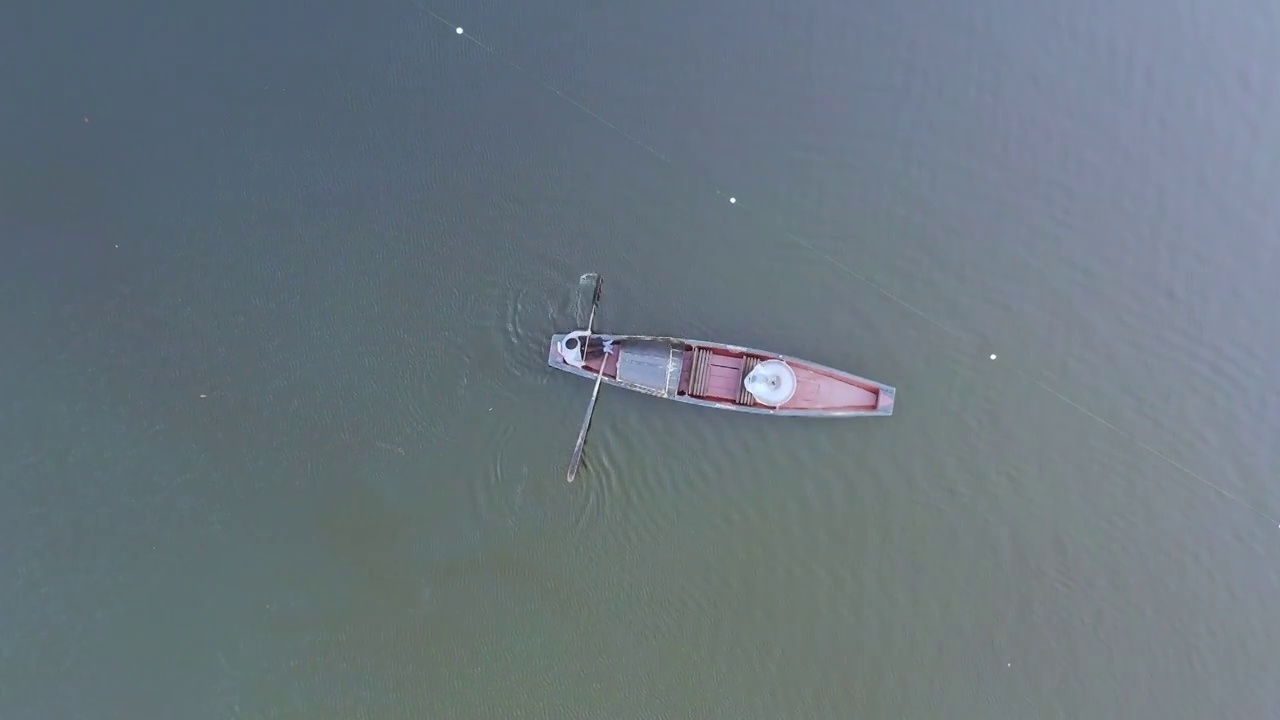 绍兴东湖景区上的游船视频素材