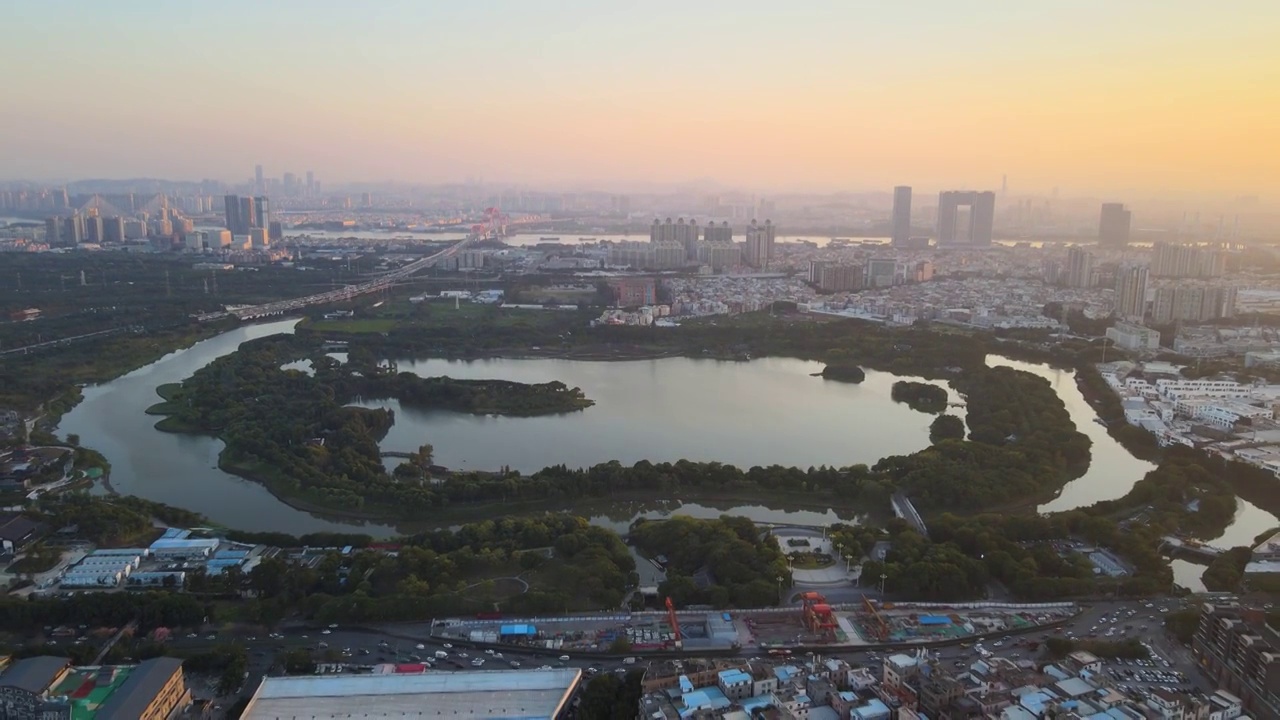 航拍广州海珠湖海珠湿地生态都市风光视频素材