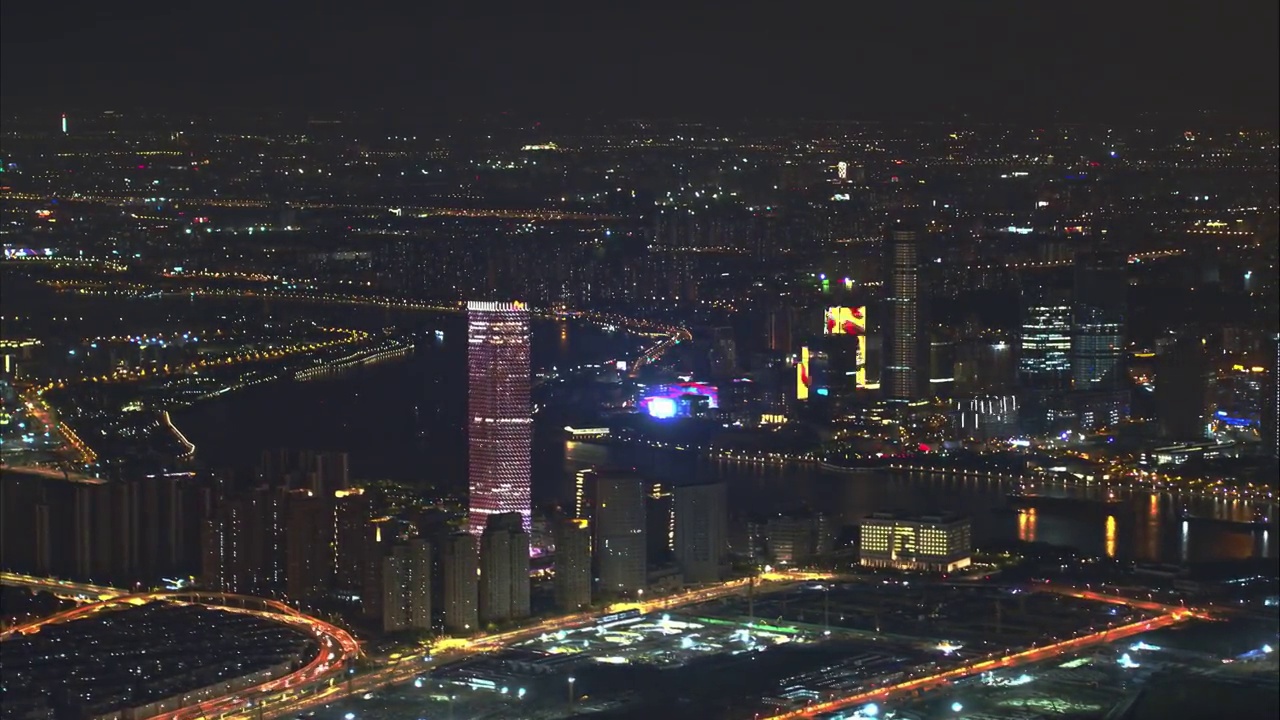 航拍前滩SK大楼全景夜景视频素材