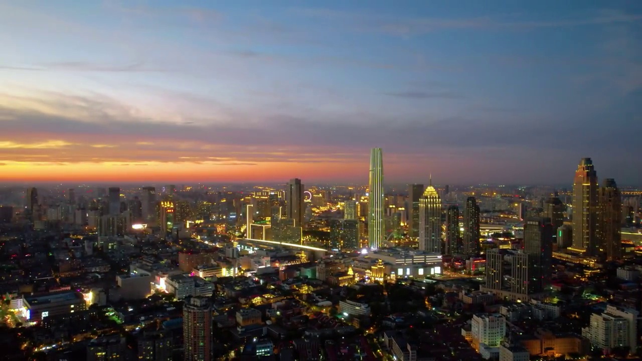 天津城市高楼建筑夜晚航拍视频素材