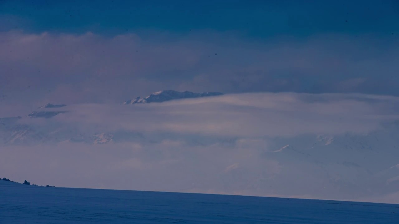 赛湖雪山日落视频素材