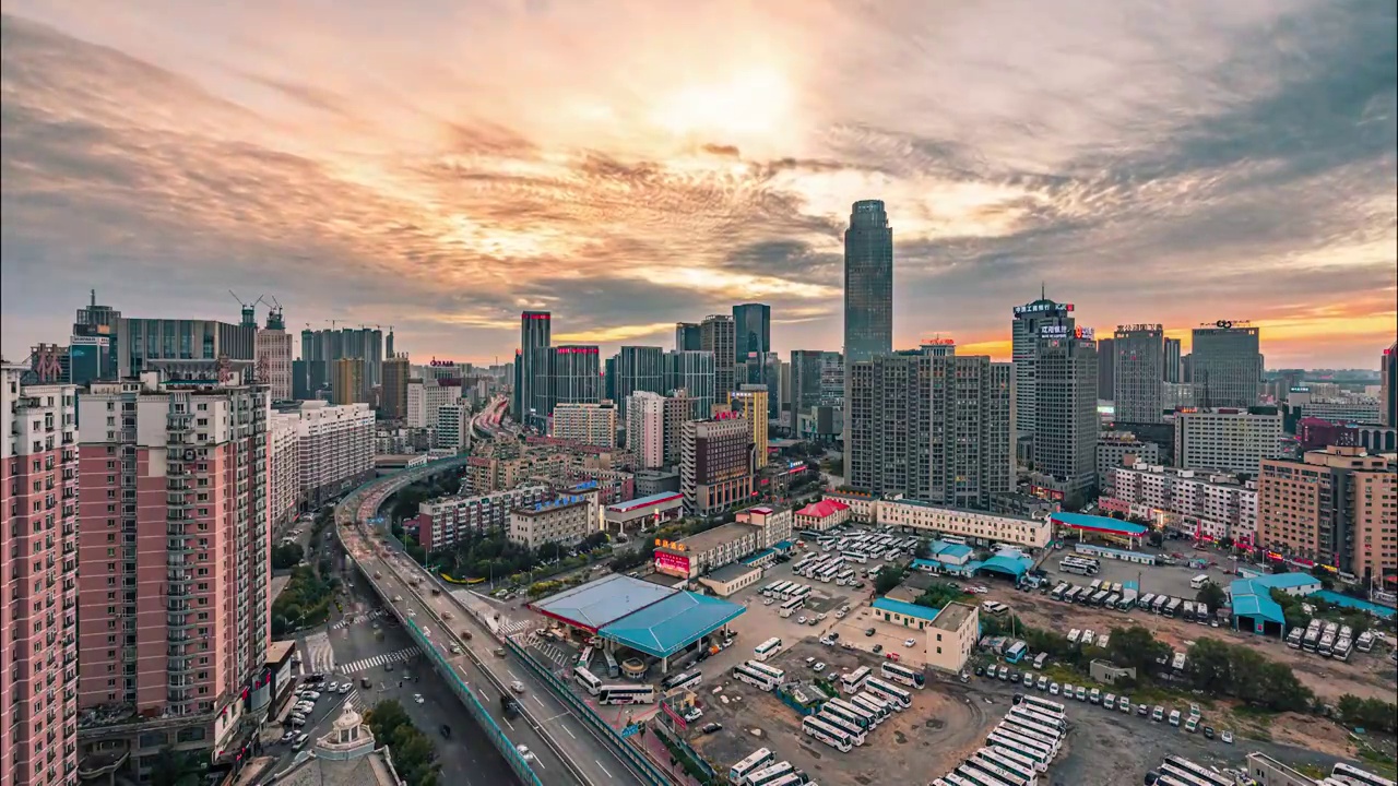 中国辽宁沈阳城市风景黄昏夜晚延时摄影视频素材