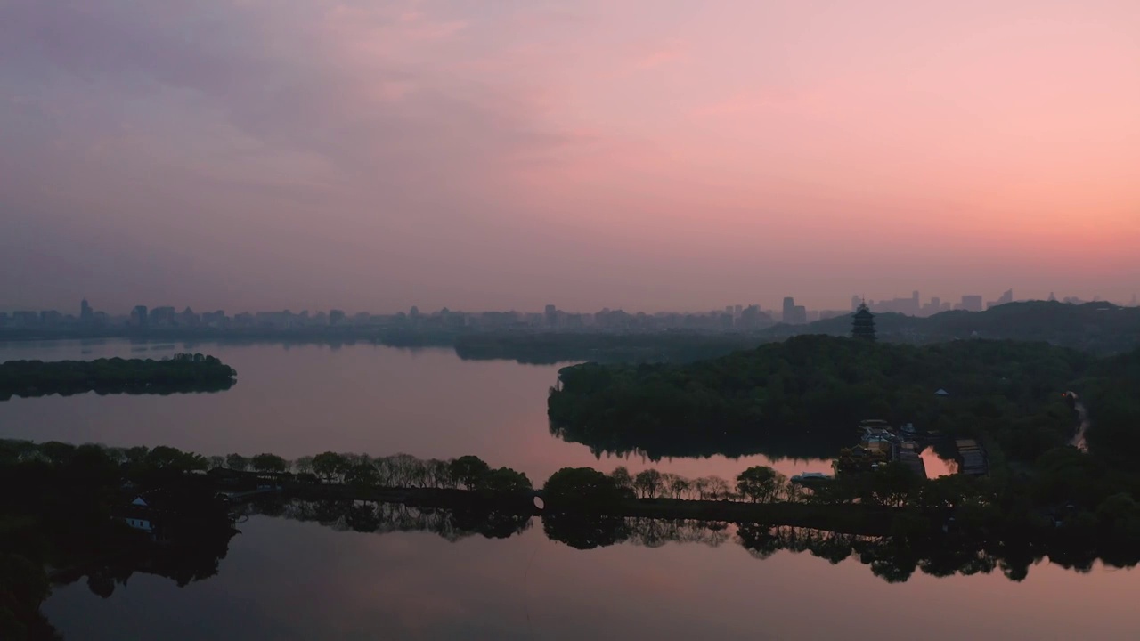 杭州西湖十景花港公园春色航拍视频素材