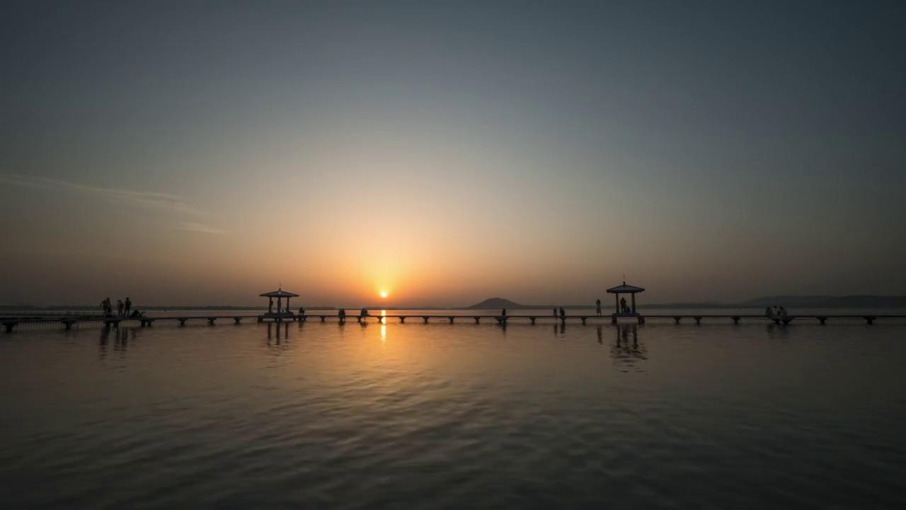 东湖日出视频素材