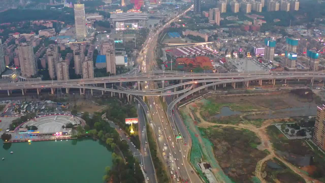 航拍湖南长沙马栏山立交夜景风光视频素材