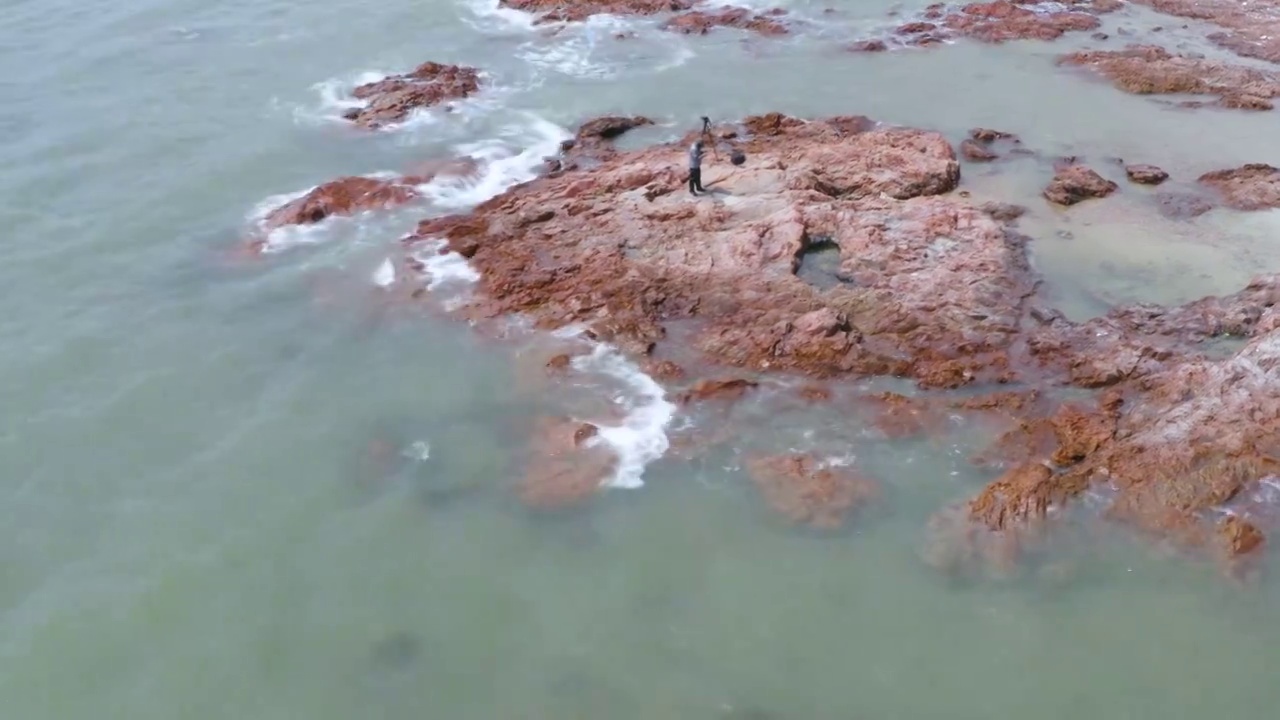 航拍中国海南琼海博鳌红石滩视频素材