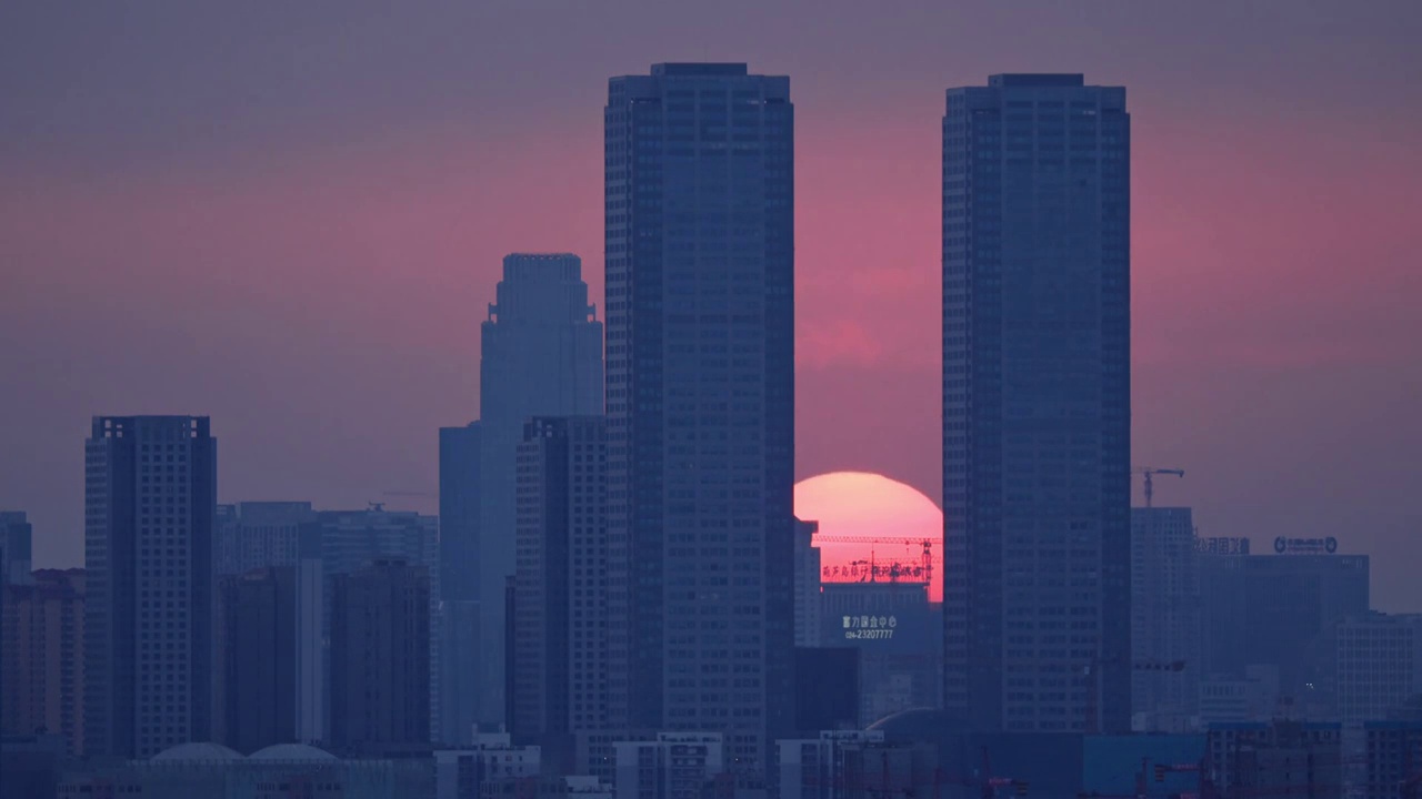 夕阳悬日视频素材