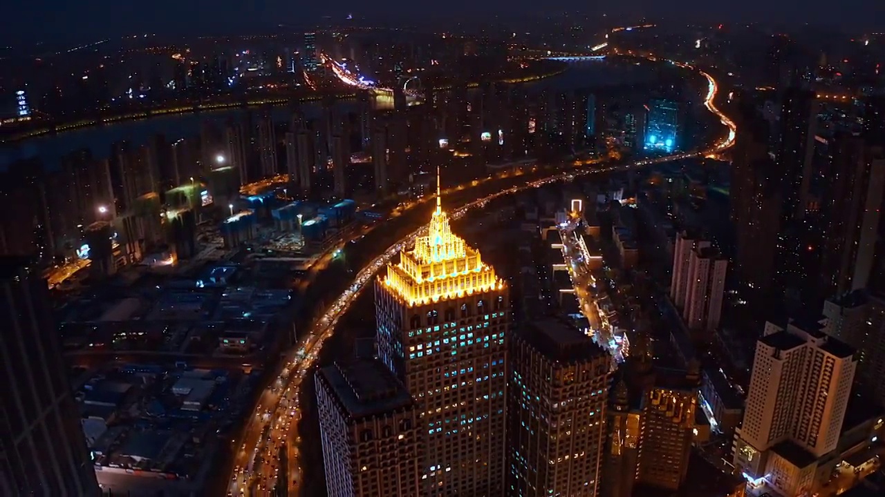 中国辽宁沈阳城市夜景航拍青年大街皇朝万鑫视频素材