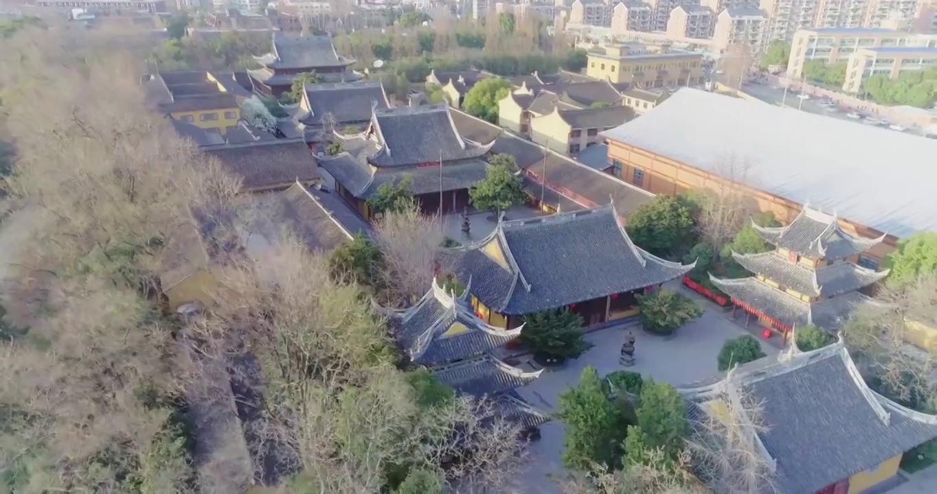 上海龙华寺建筑视频素材