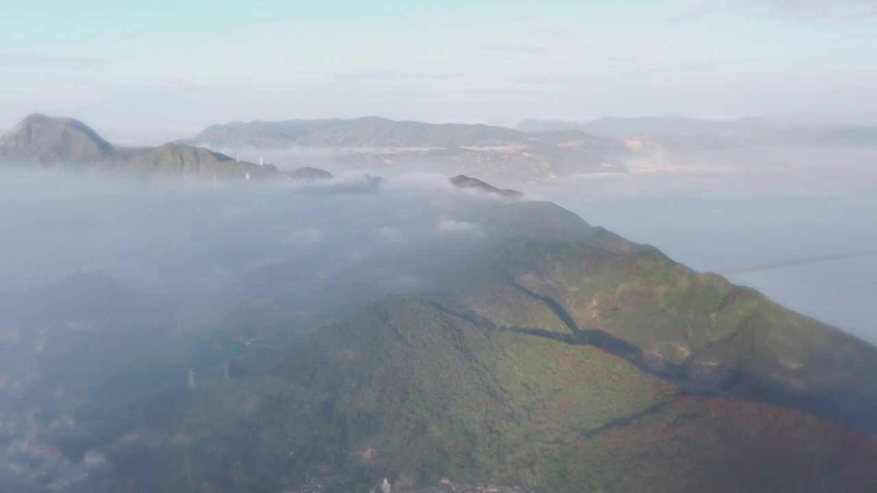 航拍福建霞浦海面渔船渔村视频素材