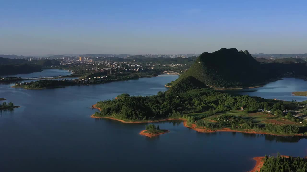 航拍红枫湖风景区视频素材