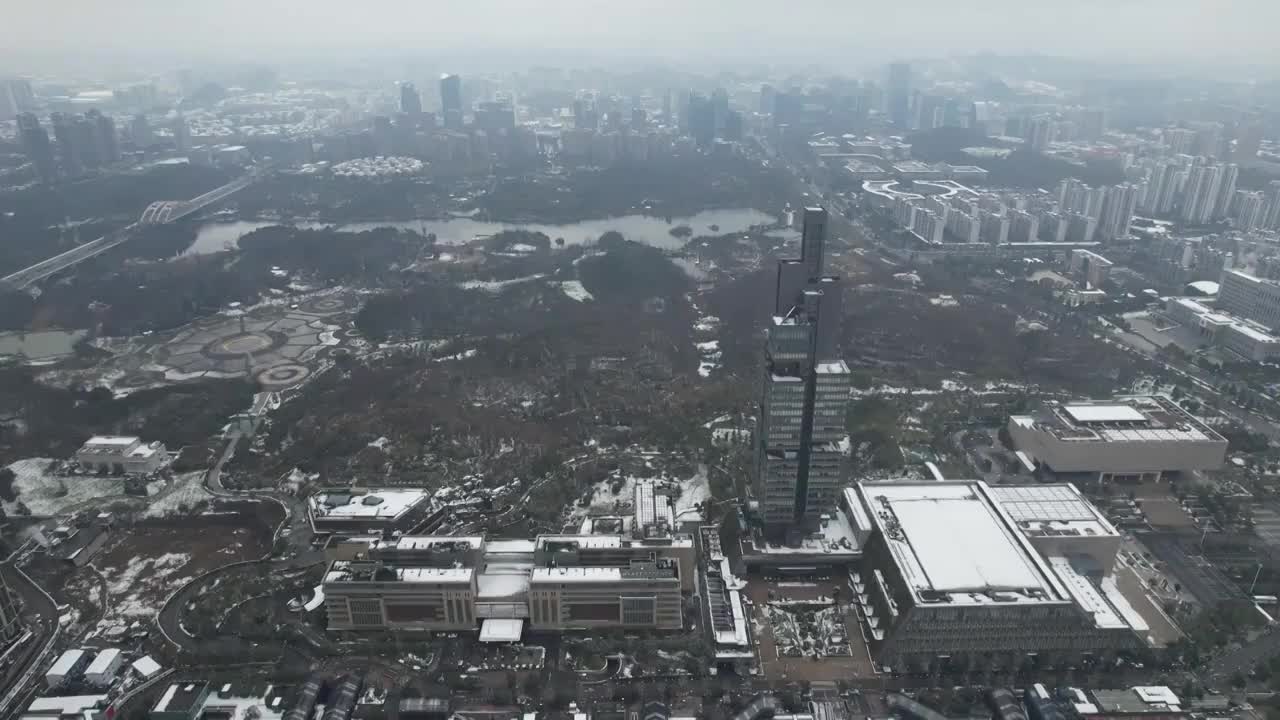 下雪的观山湖金融城视频素材