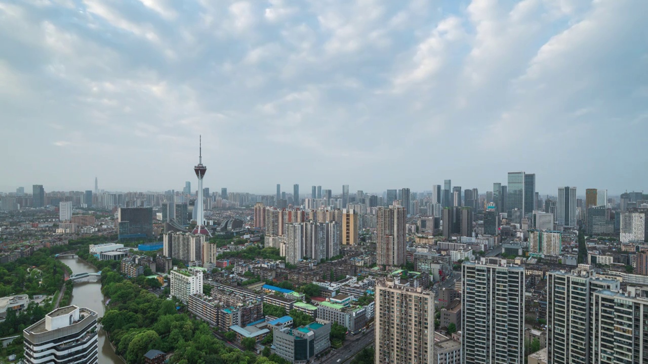 成都339电视塔太古里高视角城市风光日出延时摄影4K分辨率视频素材