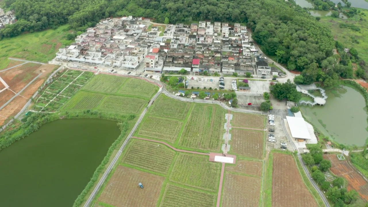 航拍 乡村 农村 水库移民村 实时 视频 /广东 江门 开平大沙视频素材