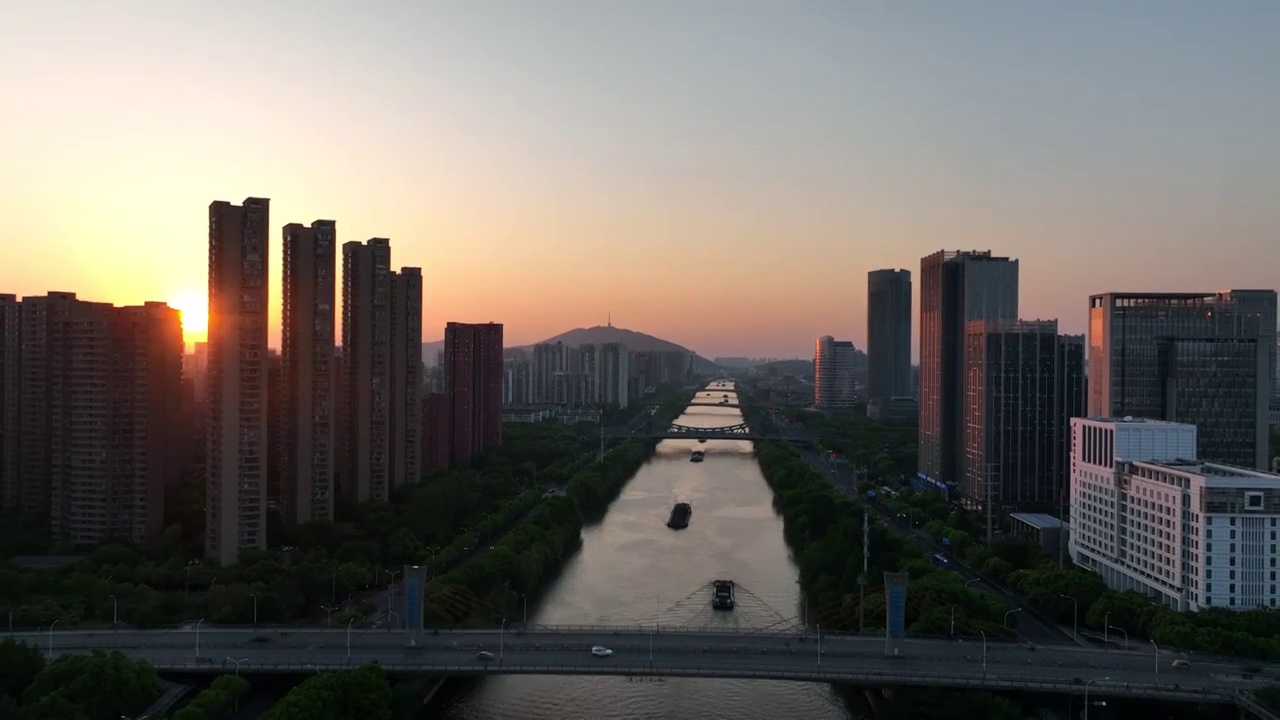 京杭大运河无锡城区段夜晚视频素材