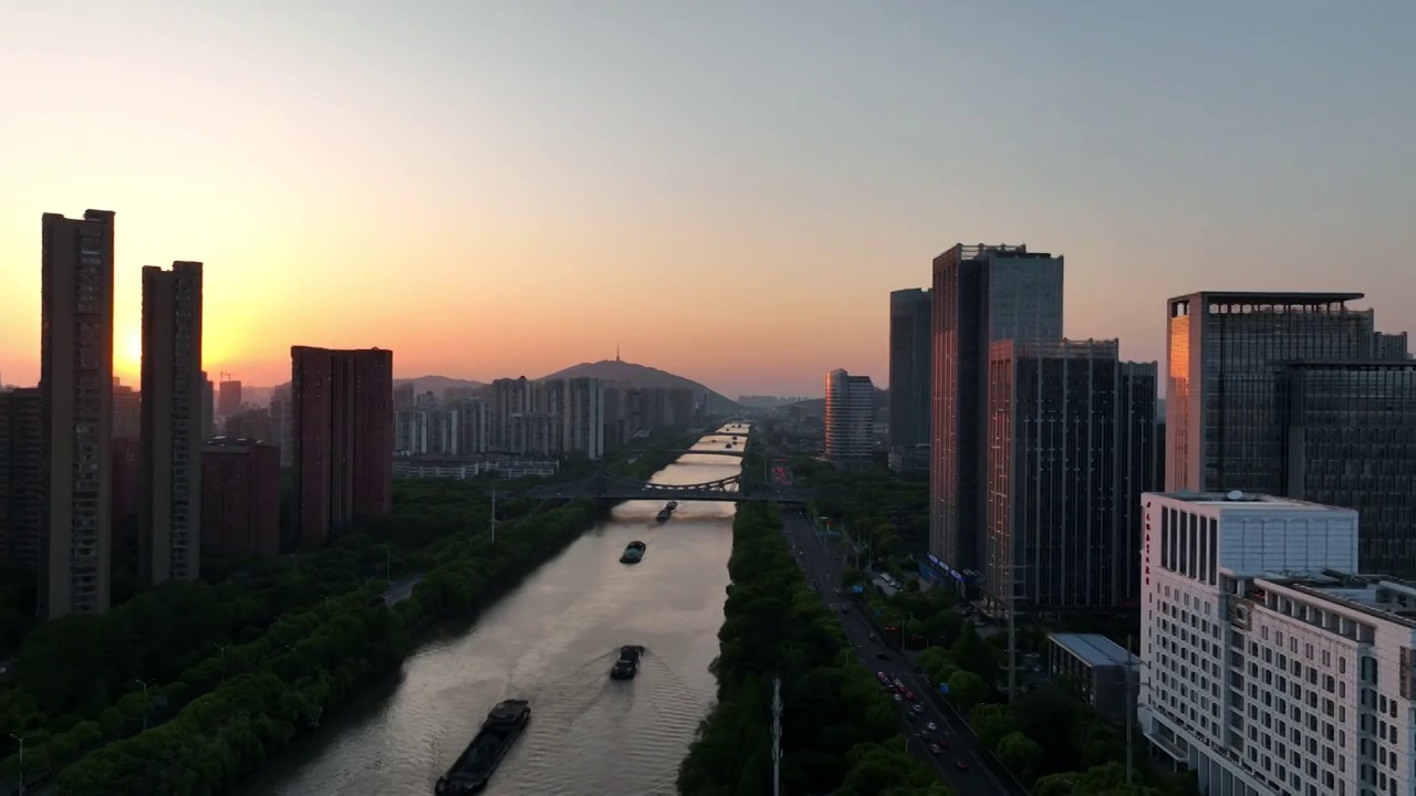 京杭大运河无锡城区段夜晚视频素材